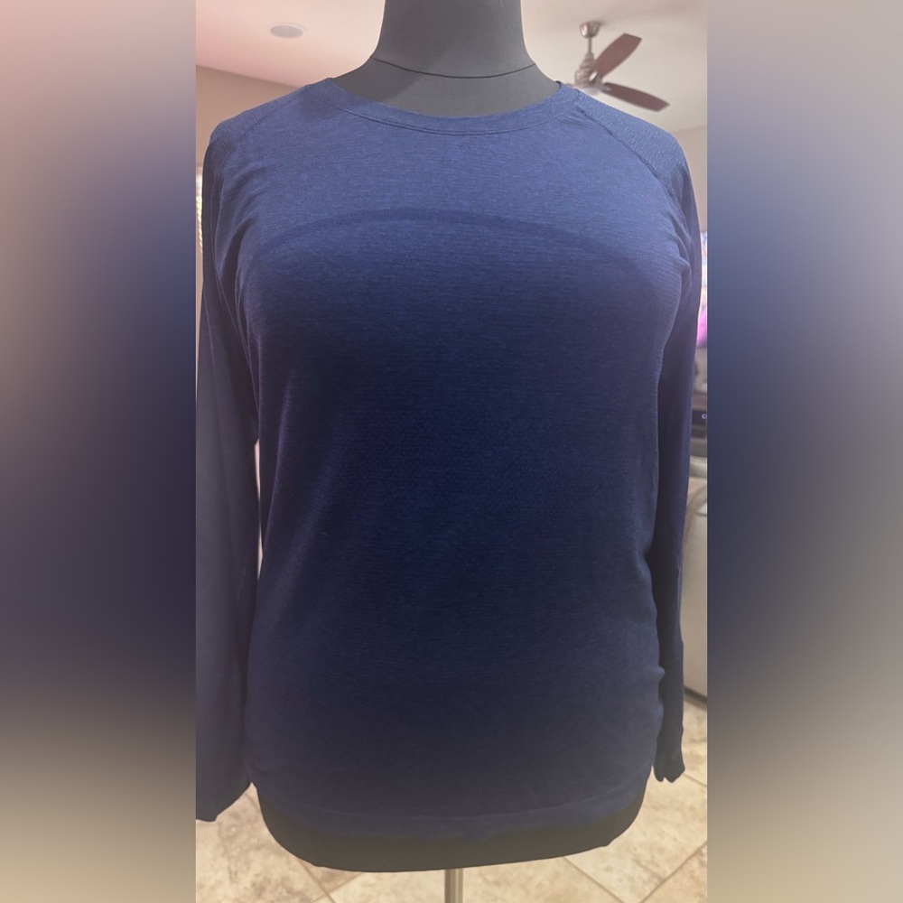 Lululemon Athletica Long Sleeve Tee - retired larkspur